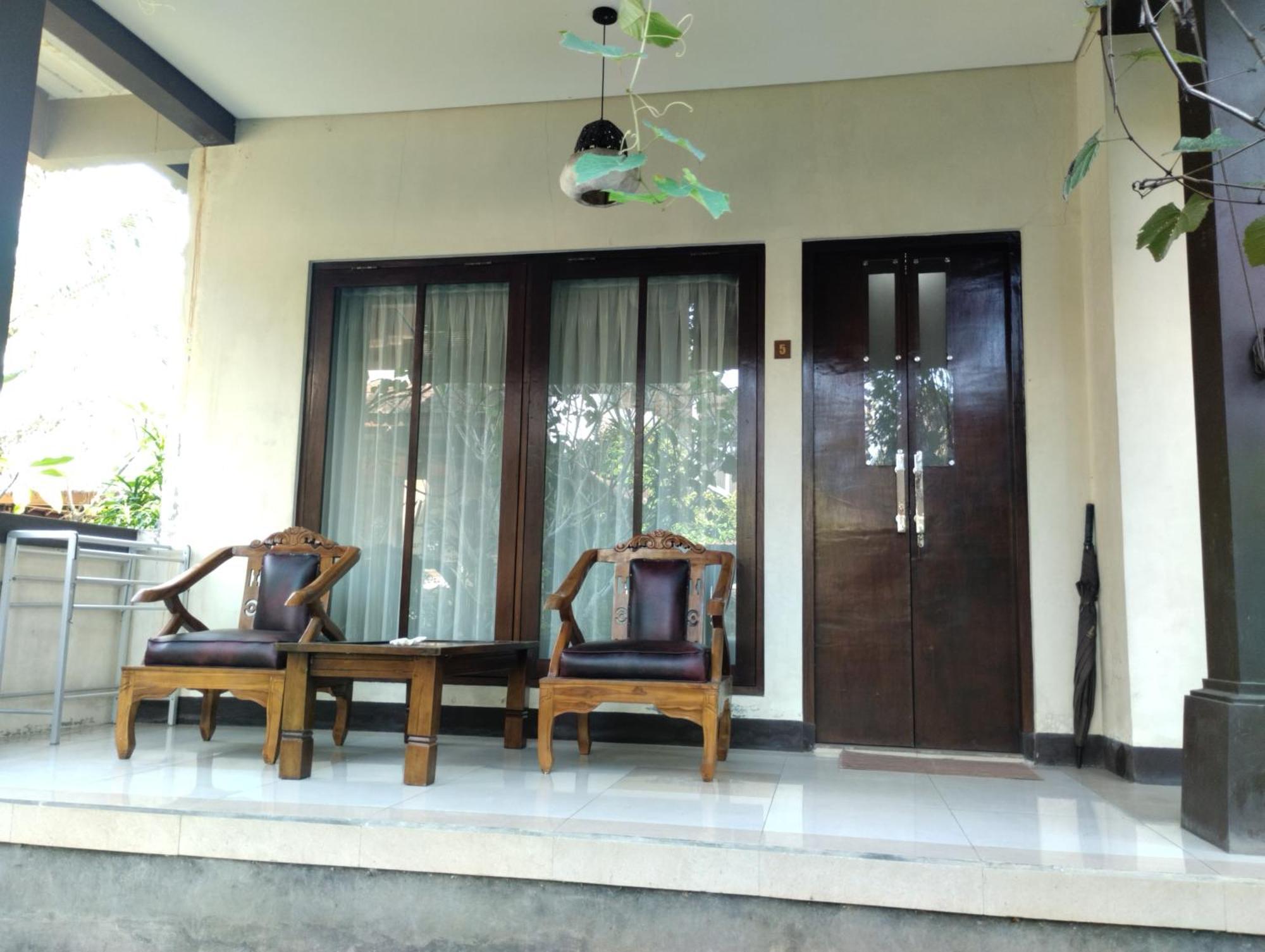 Indraprastha 2 Bungalow Ubud  Exterior photo